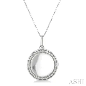 1/10 Ctw Circle Shape Round Cut Diamond Keepsake Locket Pendant With Chain in Sterling Silver