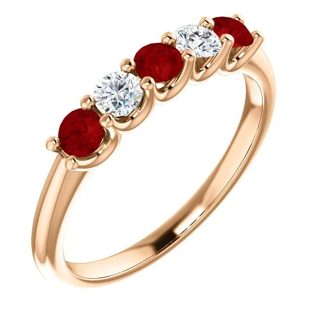 14KT GOLD 0.48 CTW RUBY & 0.20 CTW DIAMOND 5 STONE BAND