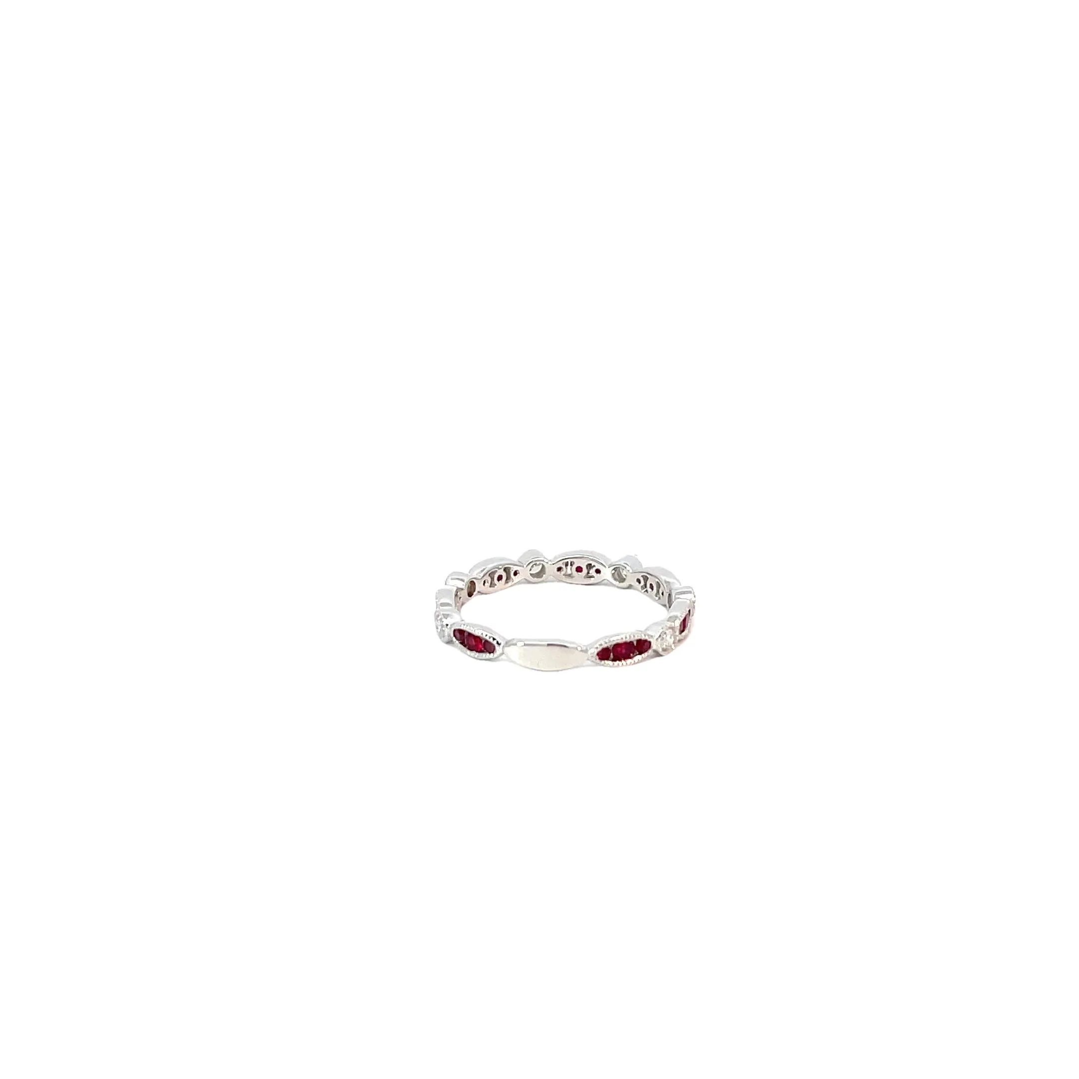 18 Karat White Gold Diamond Ruby Ring