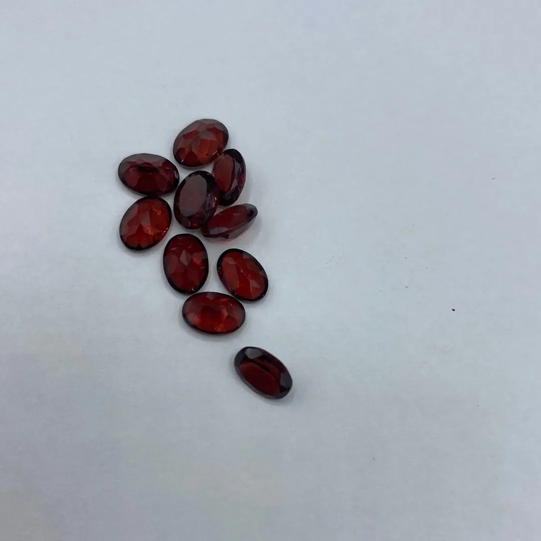 5x7mm Garnet