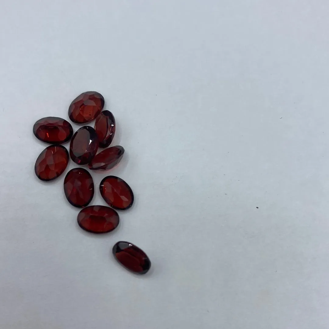 5x7mm Garnet