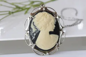 BLACK CAMEO NECKLACE