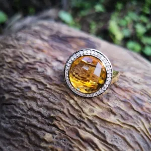 Citrine Halo Ring 14kt Yellow Gold