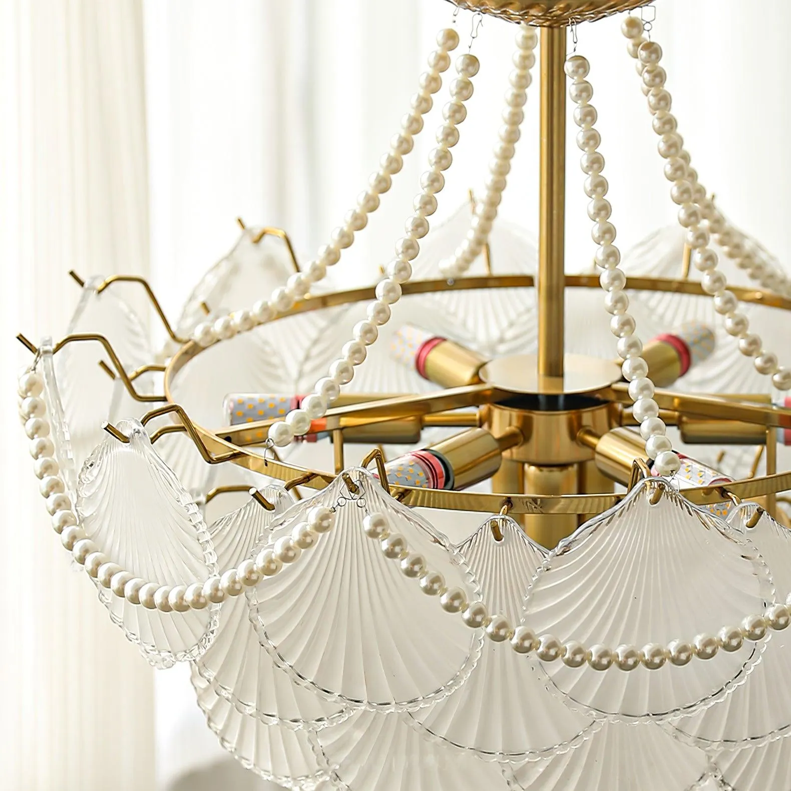 Doli Shell Chandelier