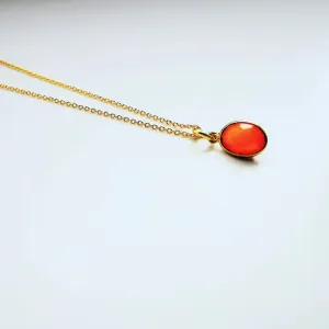 Gold Oval Carnelian Pendant Necklace