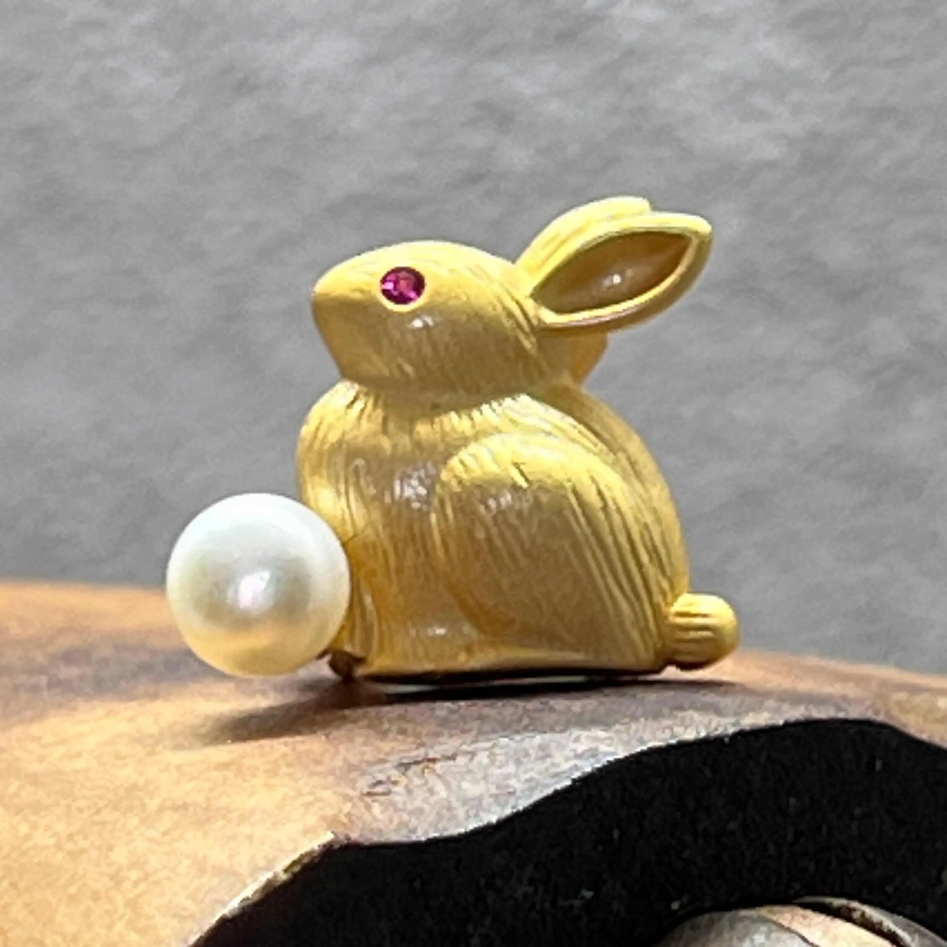 Miniature Rabbit Sterling Silver & Gilt Brooch