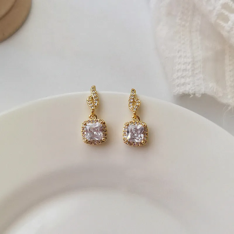 New Square White Zircon Stud Earrings for Women Personality Fashion Daily Wear Accessories Party Jewelry Gift