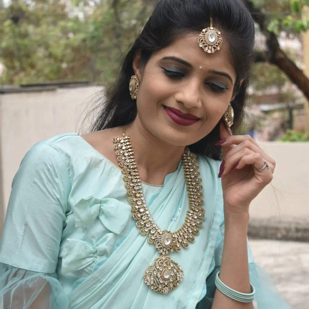 "Radiant Elegance: The Asp Fashion Kundan Long Necklace Set"