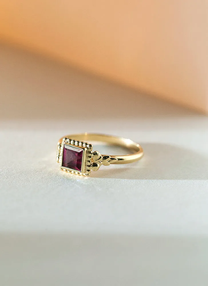 Senda rhodolite 14k gold ring