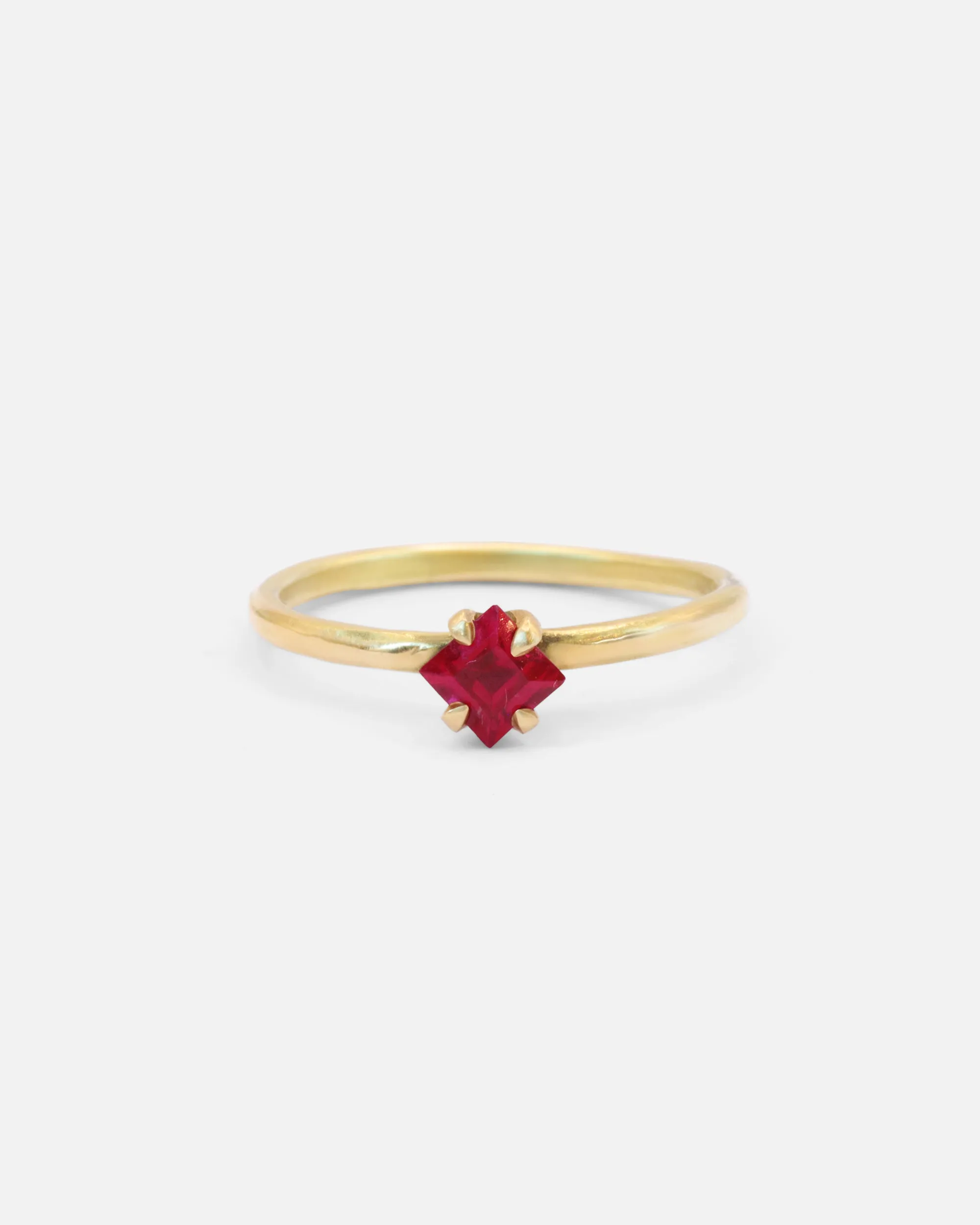 Stello / Princess Cut Ruby Ring