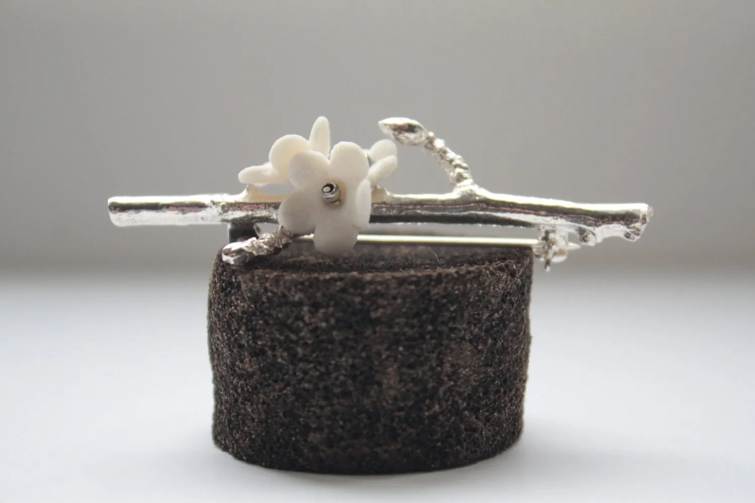 Summer blossom solid sterling silver brooch with porcelain flowers - silver twig brooch