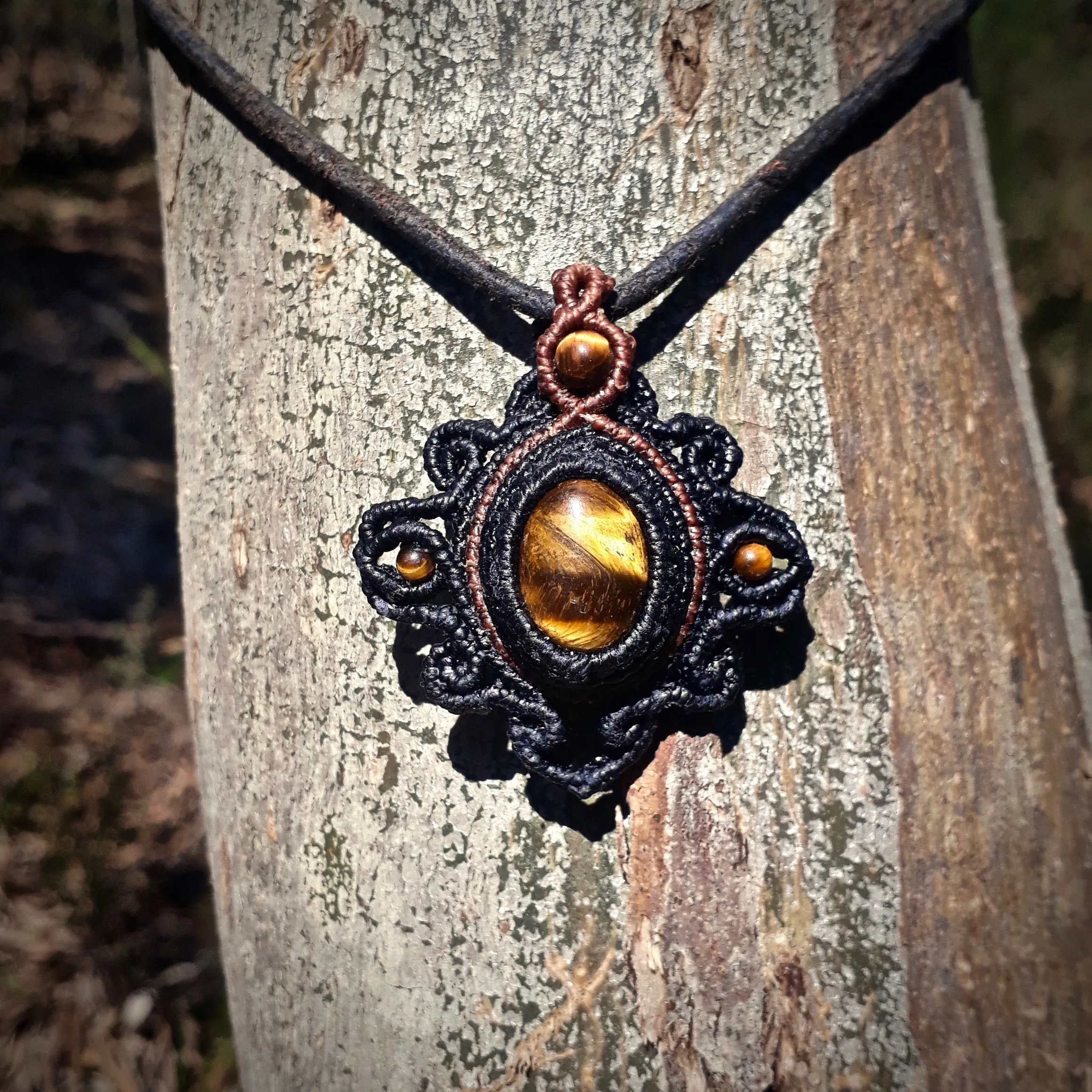 Tiger's eye pendant