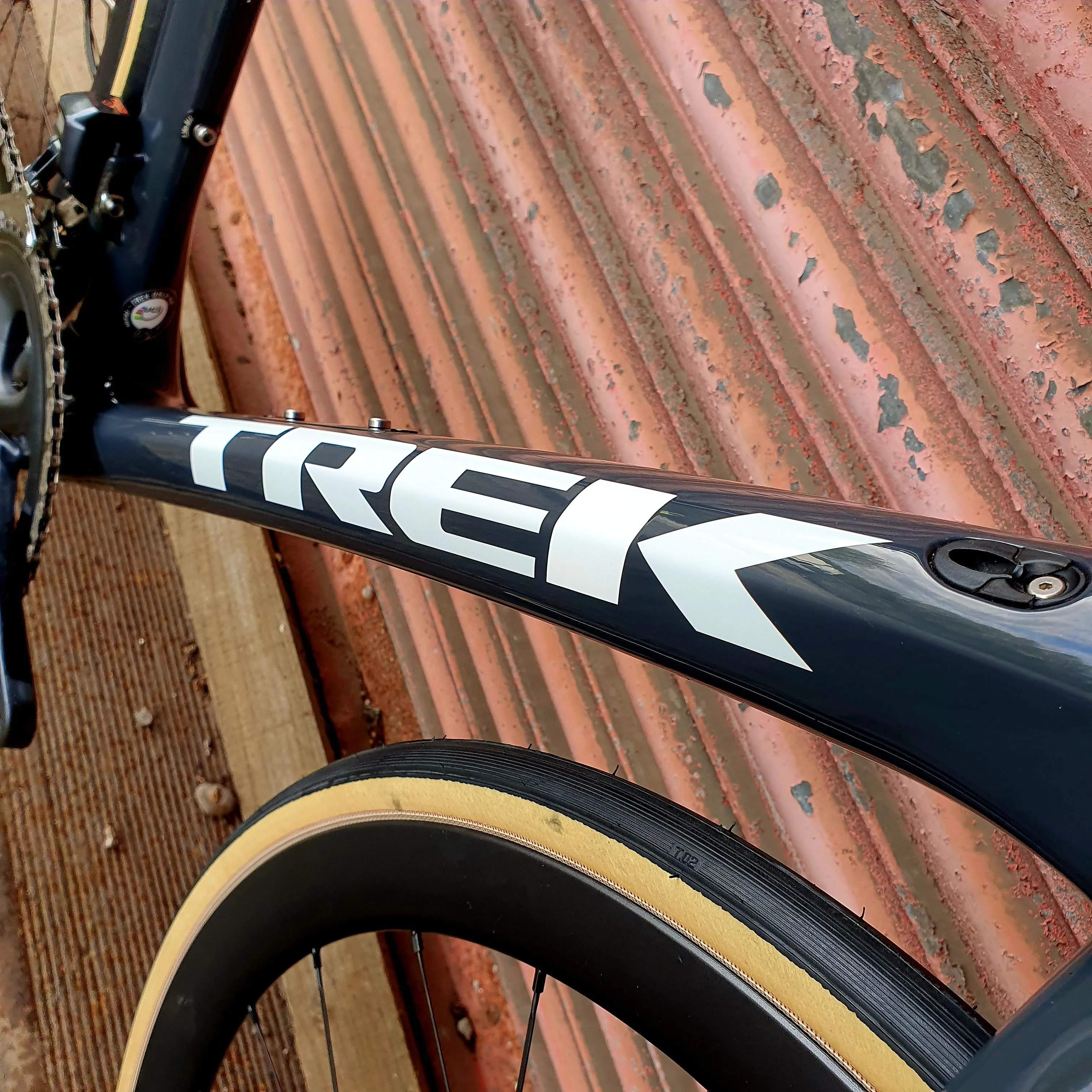 Trek Domane SLR Ultegra Di2 Disc 2019