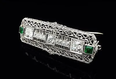 Vintage Brooch Diamond Emerald Platinum & 14K White Gold