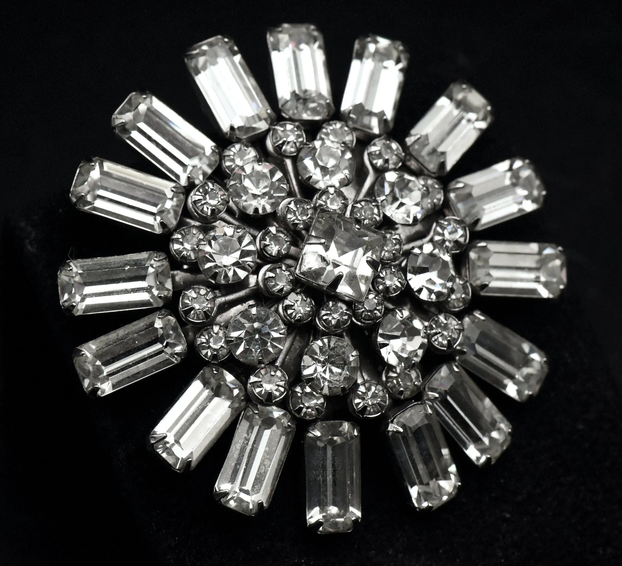 Vintage Rhinestone Brooch